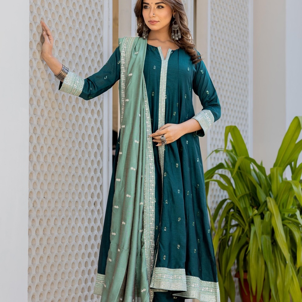 Elegant Teal and Silver Embroidered Dress with Dupatta